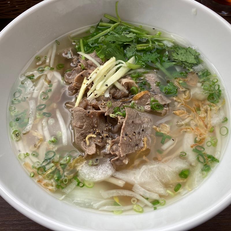 牛肉のフォー(バニヤンツリーカフェ)