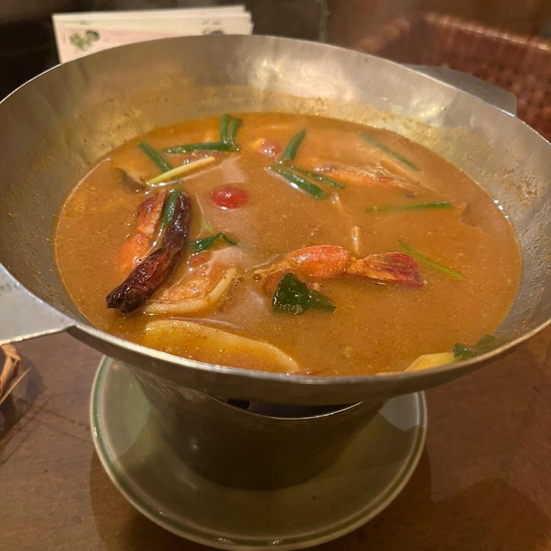 トムヤムクン(天然有頭海老入り)(タイ料理 chedi luang チェディルアン 北堀江本店)
