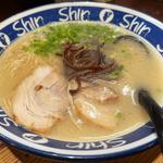 博多ShinShinらーめん(博多らーめんShin-Shin KITTE博多店)