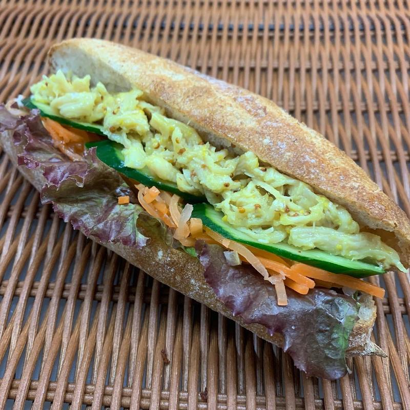 マスタードチキンサンド(ブーランジェリーマシェリ)