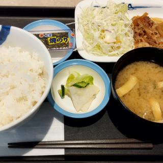 特朝牛皿定食(松屋 青砥店)