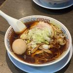 味玉醤油ラーメン　細麺