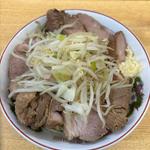 小豚W(ラーメン二郎 環七新代田店 （らーめんじろう）)