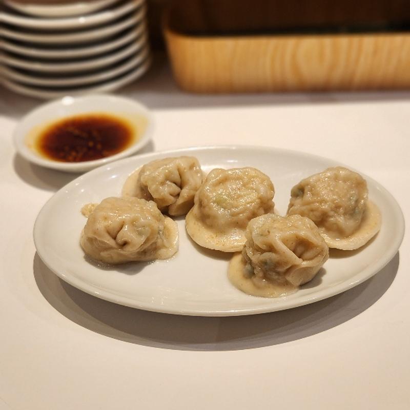 水餃子 5ヶ(餃子のラスベガス)