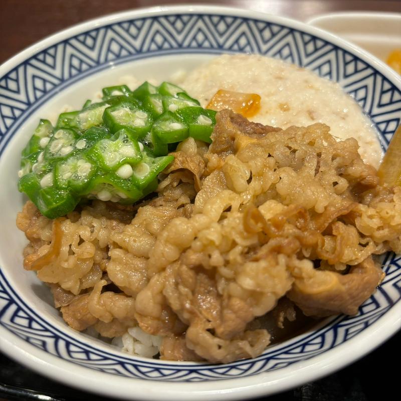 牛麦とろ丼(吉野家 聖蹟桜ヶ丘駅店)