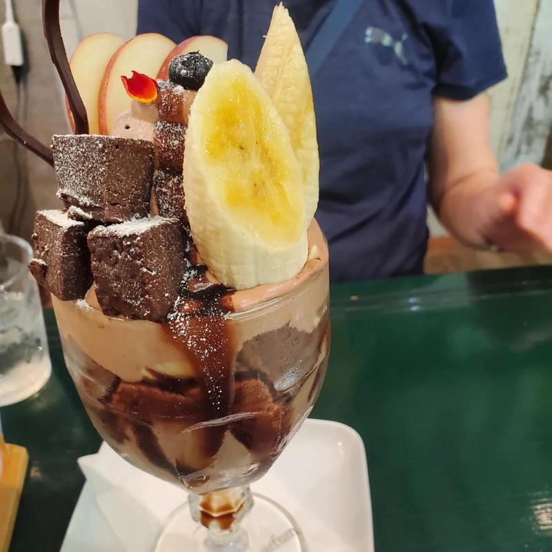 チョコレートパフェ(カフェ・ド・パルファン)