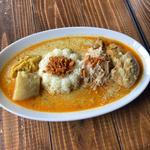 スリランカCURRY（ミニサラダ・ソフトドリンク付き）ゆでたまごトッピング(gotta curry)