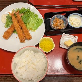 エビフライ定食(雨風食堂 （アマカラショクドウ）)