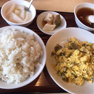 味付け高菜とたまご炒め(聚宝)