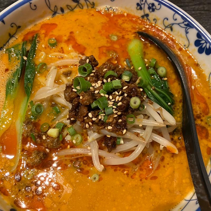 担々麺(重慶府 新宿店)