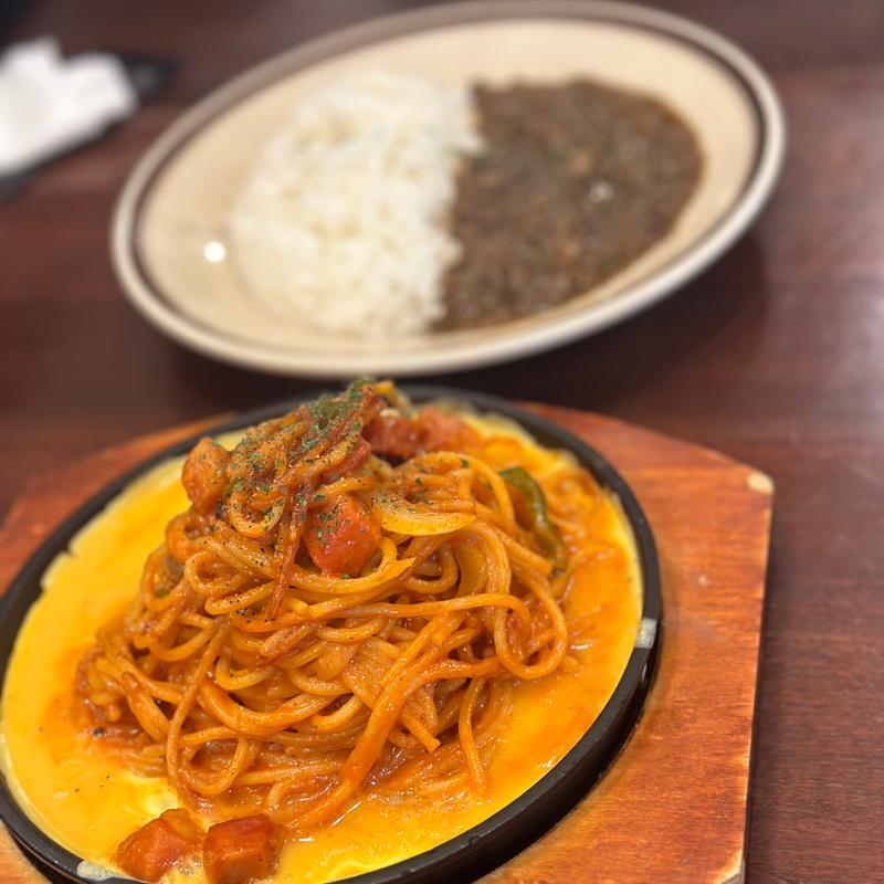 鉄板ナポリタン(喫茶ジェラシー)