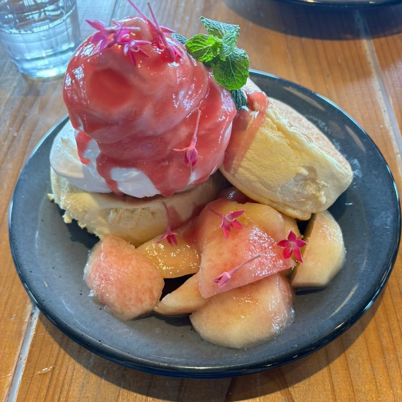 桃のパンケーキ(Espresso D Works 鹿嶋)