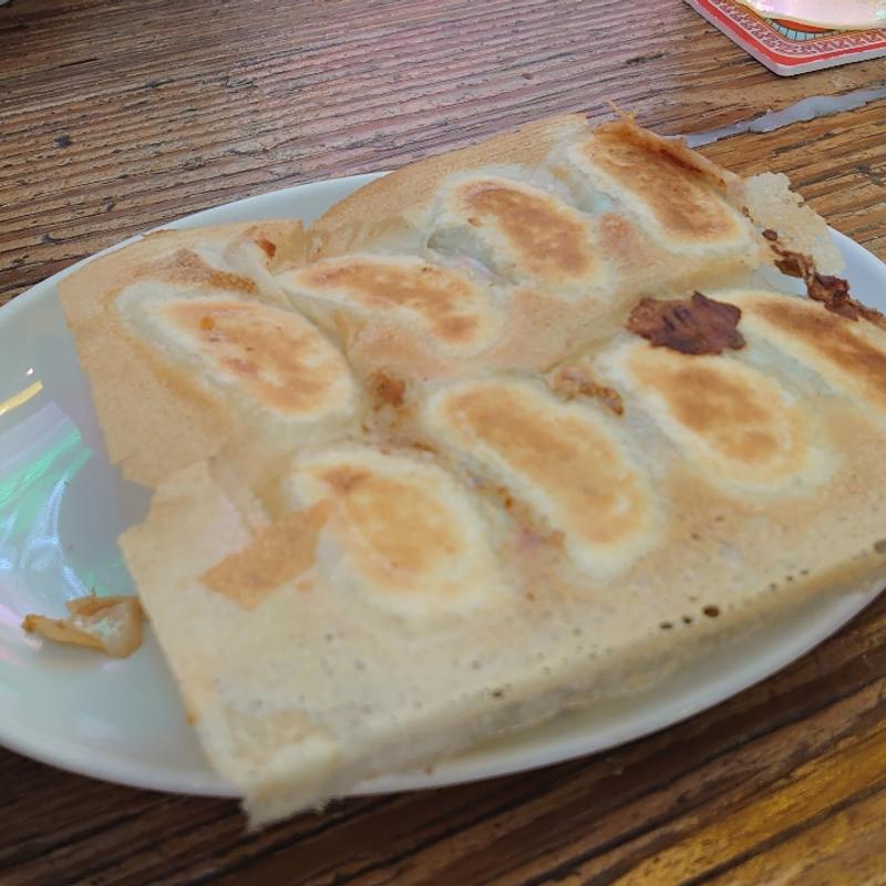 マニア餃子　【中】(餃子マニア 品川本店)