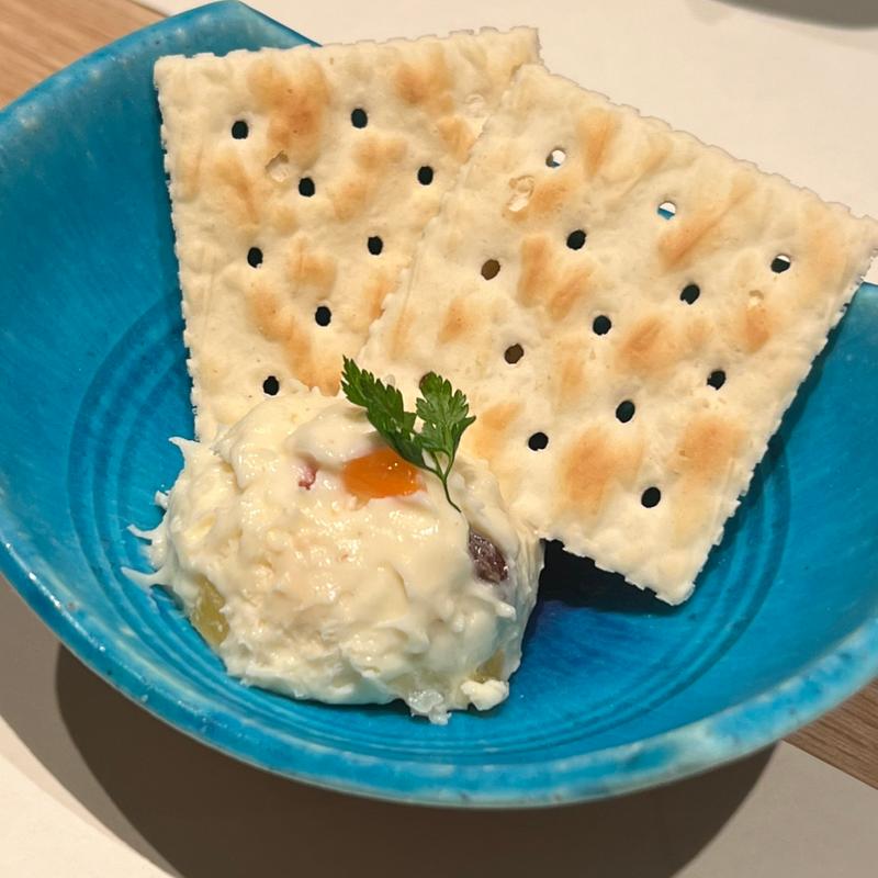 クリームチーズとドライフルーツのカナッペ(いにしえの宿 伊久（いきゅう）)