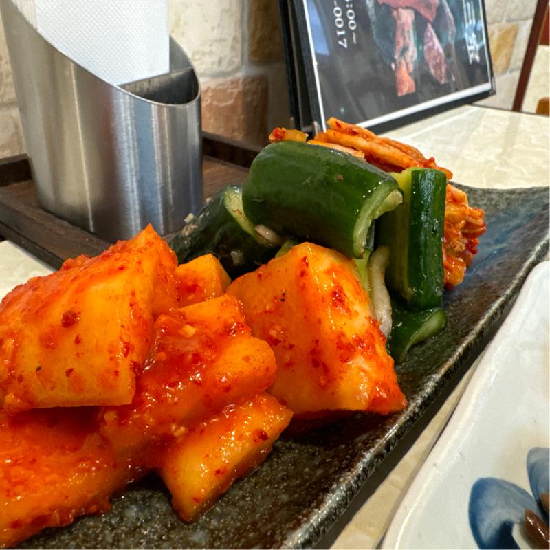 キムチ盛り合わせ(焼肉ハウス三宝 牛込神楽坂)