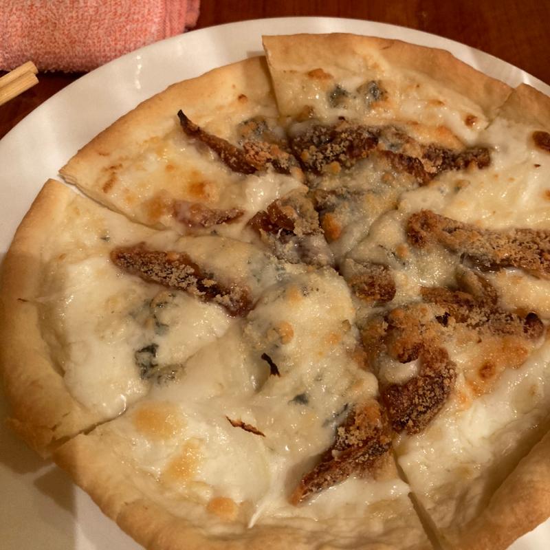 いちじくとブルーチーズ手作りピザ(浪曼房)