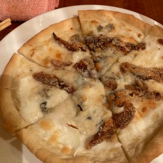 いちじくとブルーチーズ手作りピザ(浪曼房)