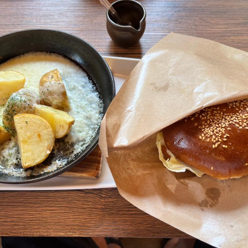 開拓白老牛A級グルメバーガーセット(ウエムラ （ウエムラ牧場）)