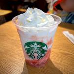 ストロベリーフラペチーノ