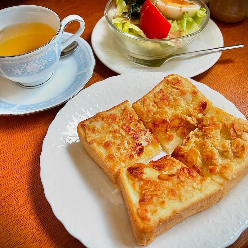 アーモンドトースト(カフェコダマ )