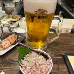 メガ生と鳥皮ポン酢