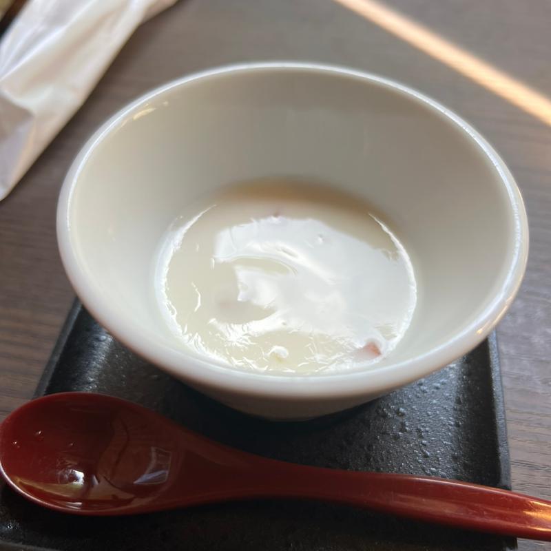 ドライフルーツとヨーグルト(いにしえの宿 伊久（いきゅう）)