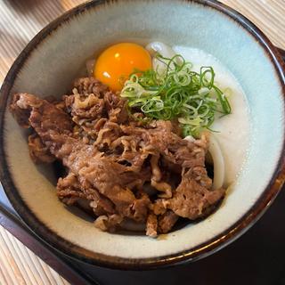 冷やし松阪牛肉伊勢うどん＋生卵(ふくすけ)