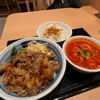 焼きたてのカルビ丼 並 肉大盛り(焼きたてのかるび 北本店)