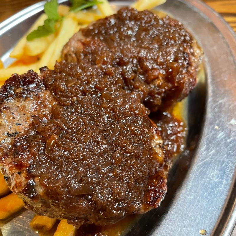 肉屋のハンバーグ　レギュラー　オニオンソース(TORAのお肉屋さん)