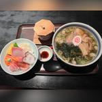 ラーメン海鮮丼