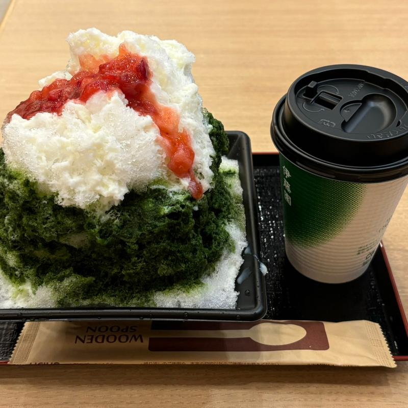 抹茶練乳イチゴ氷+抹茶(茶寮 伊藤園 有明ガーデン店)