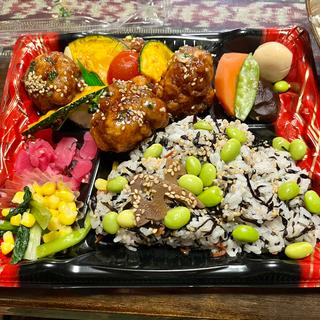 旨辛チキンのひじきご飯弁当(柿安ダイニング 福岡天神大丸店)