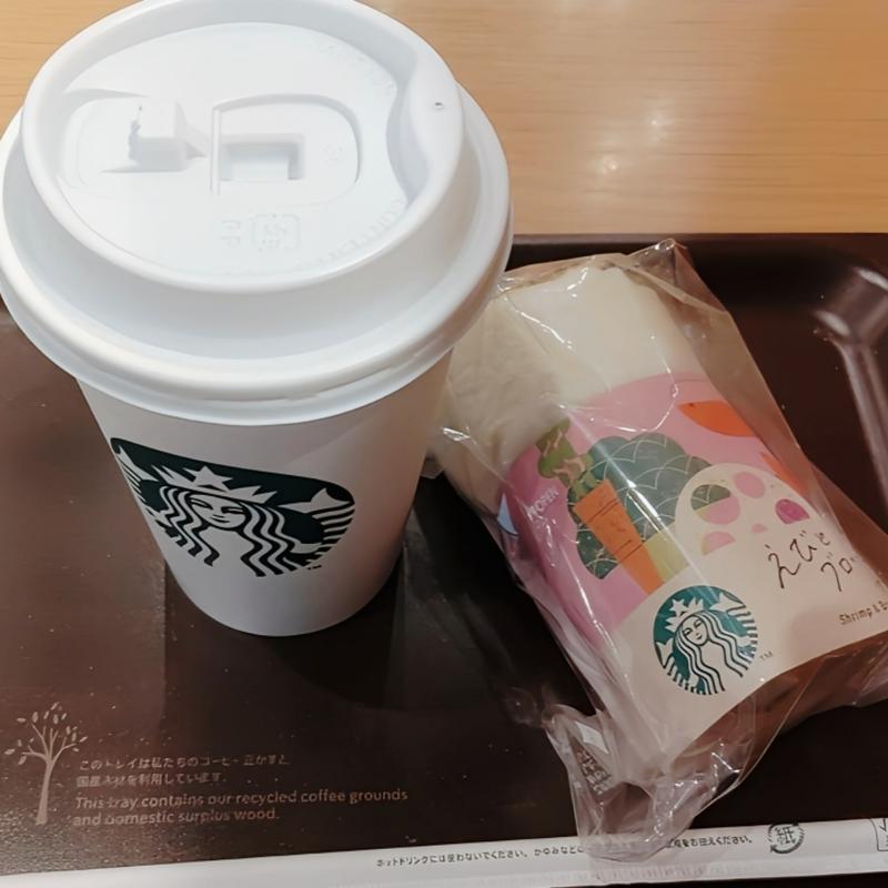 えびとブロッコリー  サラダラップ(スターバックス コーヒー 御堂筋本町店)