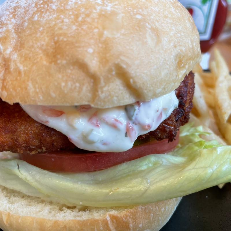 Crispy Fish Burger(東京アメリカンクラブ （Tokyo American Club）)