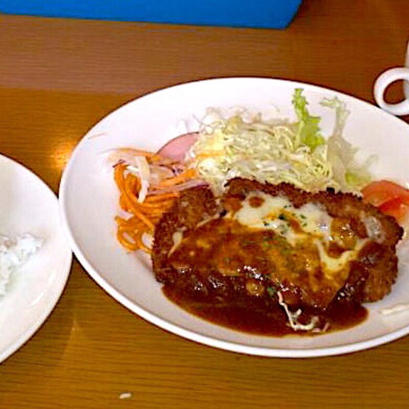 ポークカツのチーズ焼き(モンヴェール )