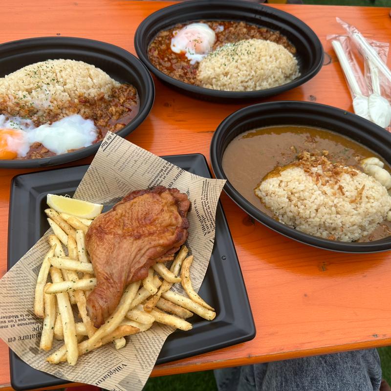 (見上げるビアガーデン)