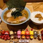 ラーメン(横浜家系ラーメン龍 郡山店)