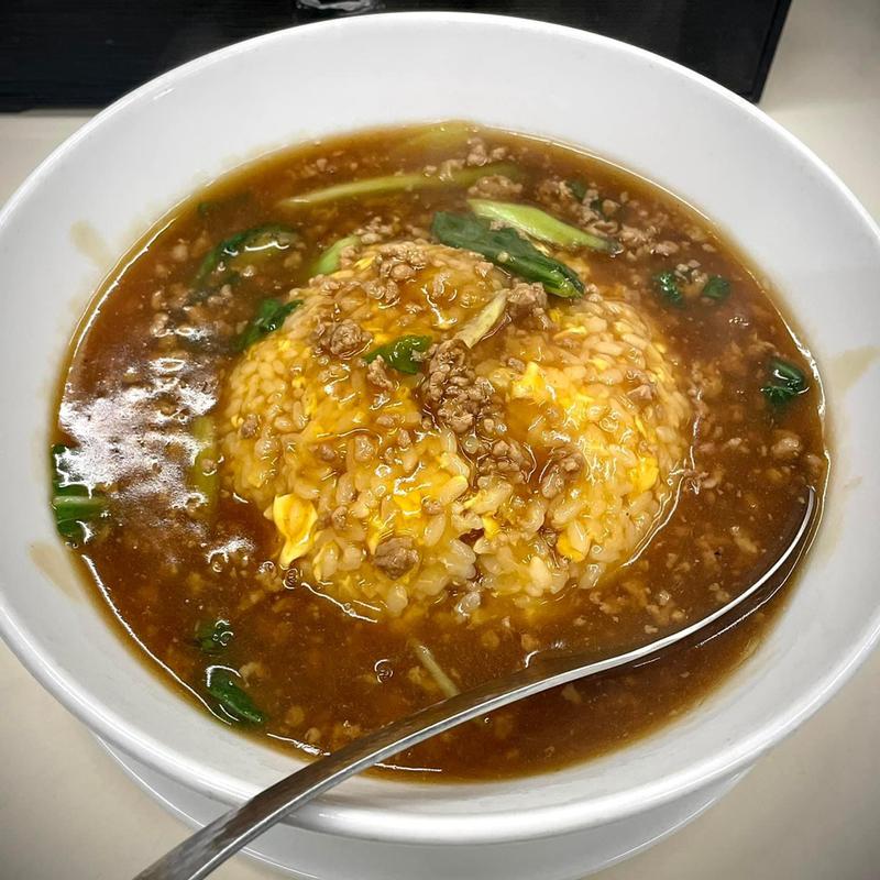 肉かけ炒飯(神楽坂飯店)