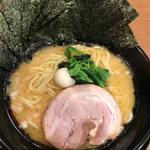 ラーメン(町田商店 四谷麹町店)