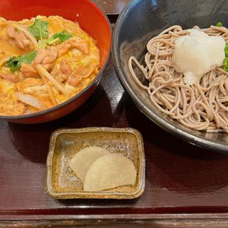 本日の定食(ミニ親子丼とおろしそば)(茶屋町 風流 田舎そば)