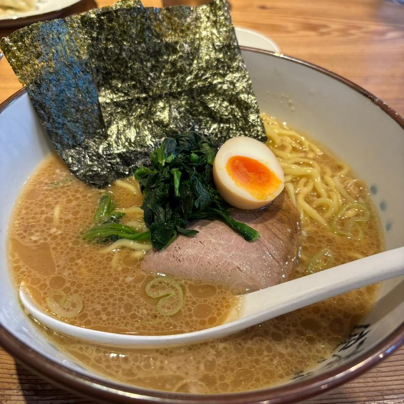 ラーメン(究極ラーメン 横濱家 鶴川店)
