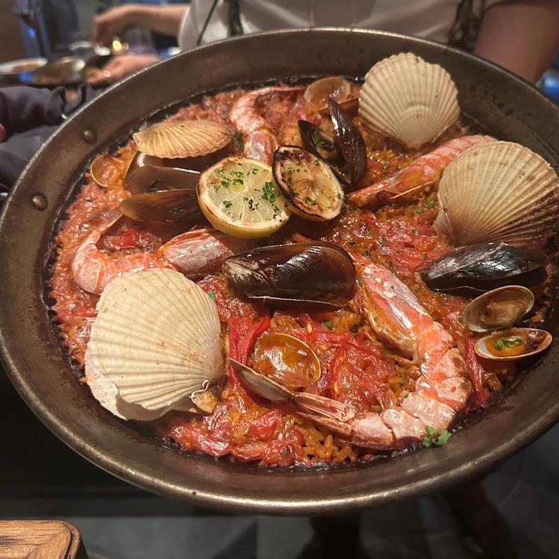 魚介のパエリア(Lubina)