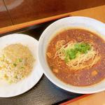 酸辣湯麺半チャンセット