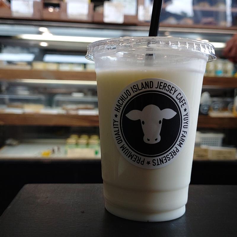 ジャージー牛乳(八丈島ジャージーカフェ)