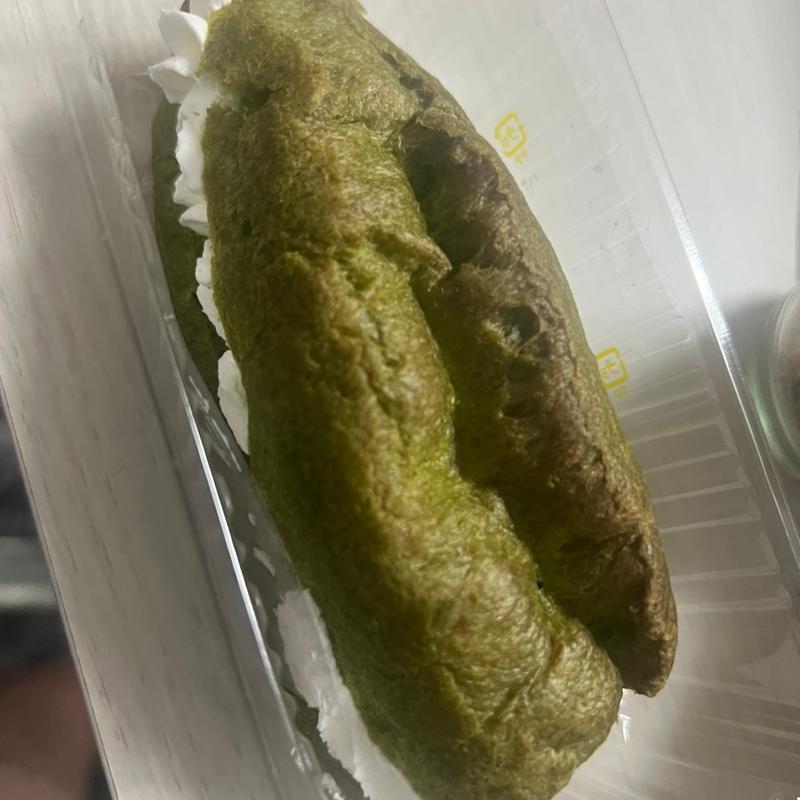 西尾の抹茶エクレア(セブン-イレブン 鈴鹿白子駅前店)