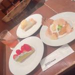 季節限定パンケーキとケーキセット