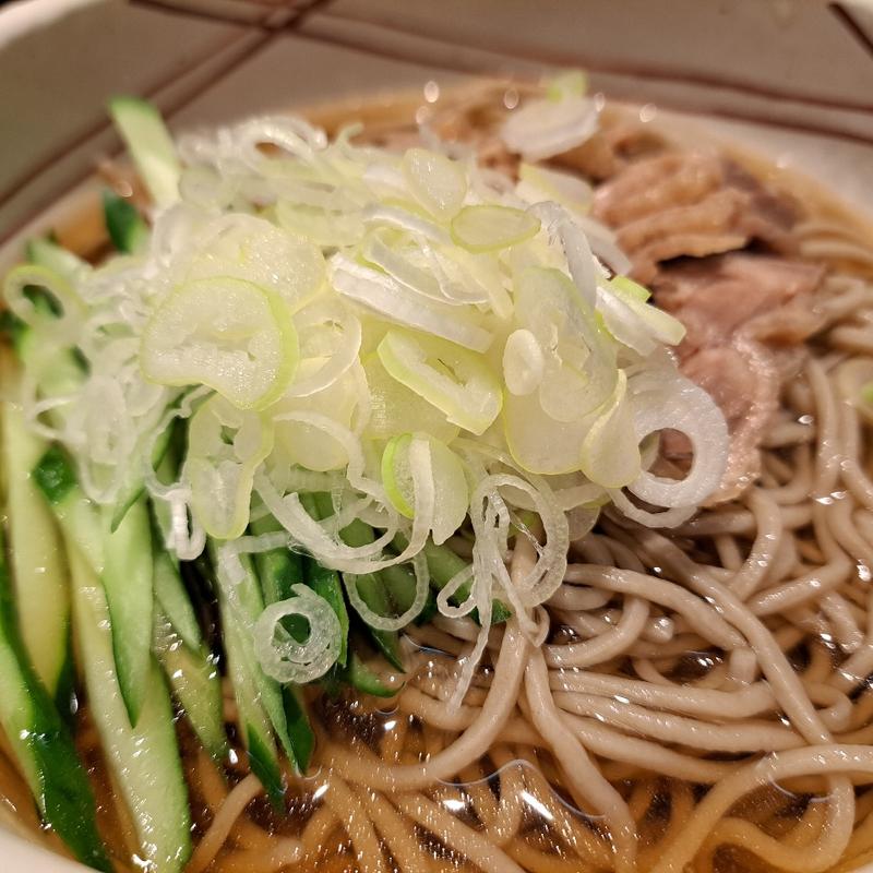 冷やし肉そば(三津屋 エスパル山形店 そば処)