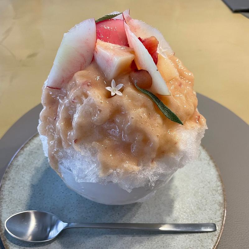 ネクタリンともも(Maison heureux（メゾンウル）)