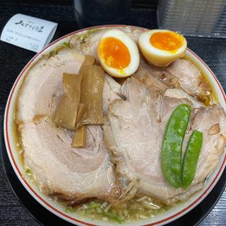 煮卵入りチャーシューもも肉そば(中華そば みずさわ屋)