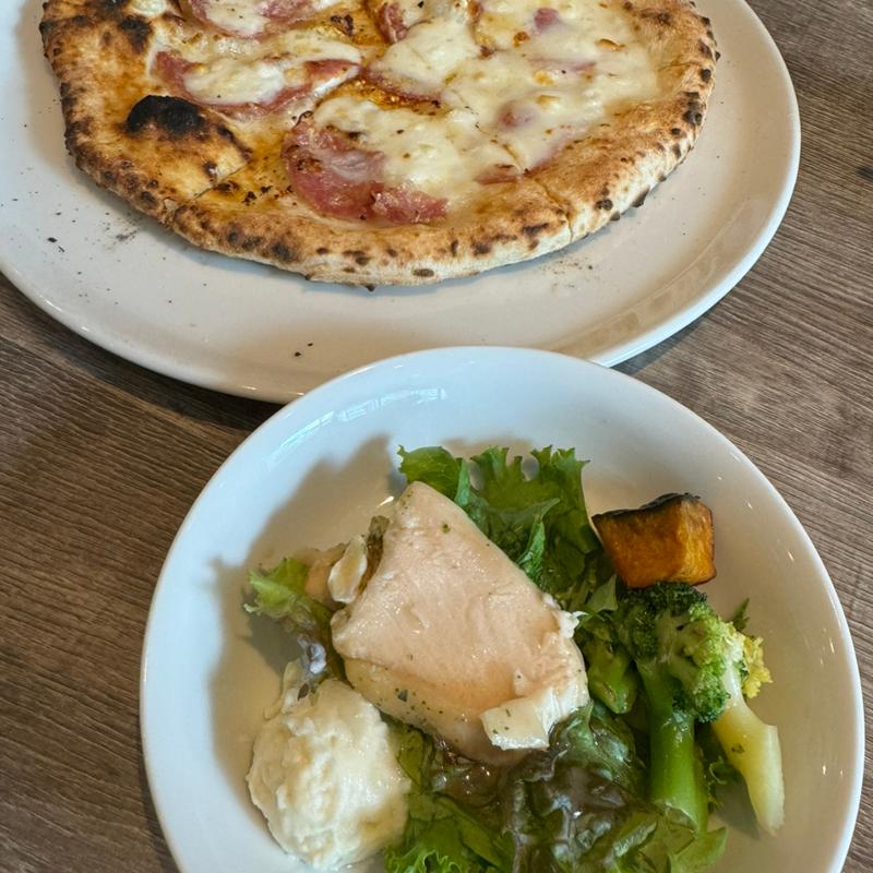 ピリ辛ピッツァ(PIZZA SALVATORE CUOMO 代々木 （ピッツァ サルヴァトーレ クオモ）)